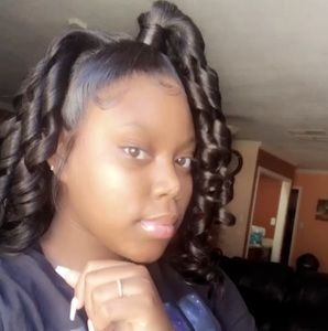 Meet your Posher, Brianna